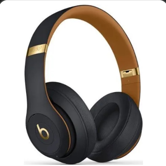 Beats by Dre Headphones - Picture 4 of 4